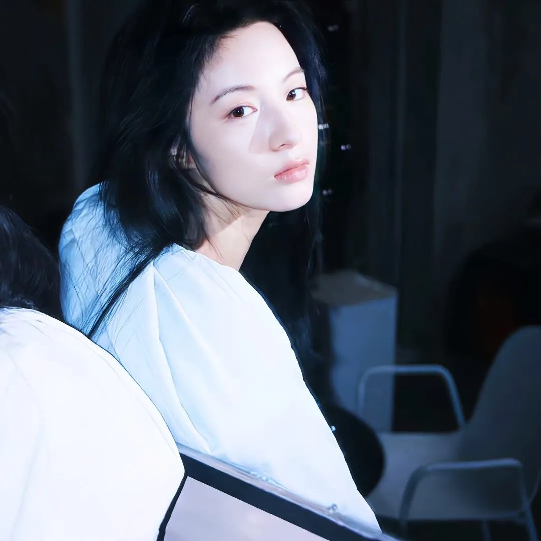 小美人鱼2023